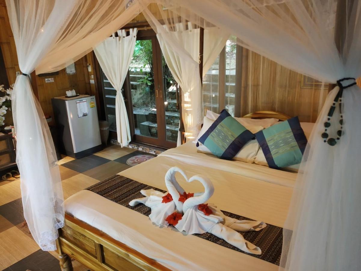 Viking Nature Pulau Phi Phi